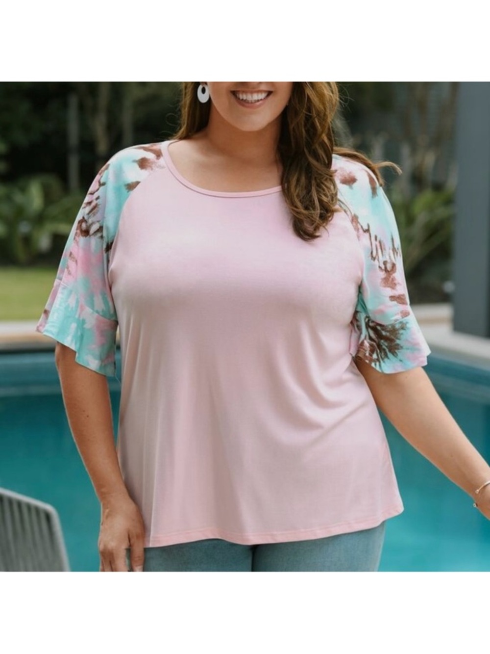 Women’s Plus Pink Scoop Neck Top with Floral Raglan Sleeves